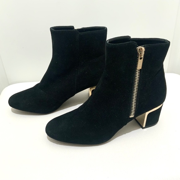 DKNY Kylah Black Suede Leather Block Heel Bootie Heeled Ankle Boot WITH ZIPPER 8 - Picture 6 of 12